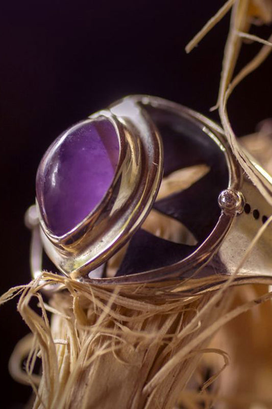 Tao Union Veseca Ring with Amethyst