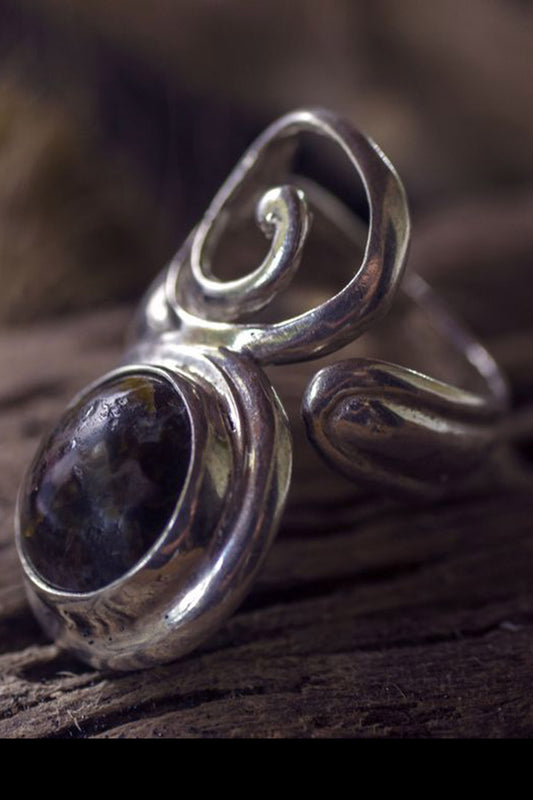 Yin Essence Ring - Black